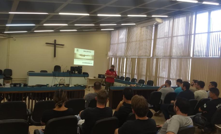 tiro Instrução de Armamento e Tiro para Campo Mourão