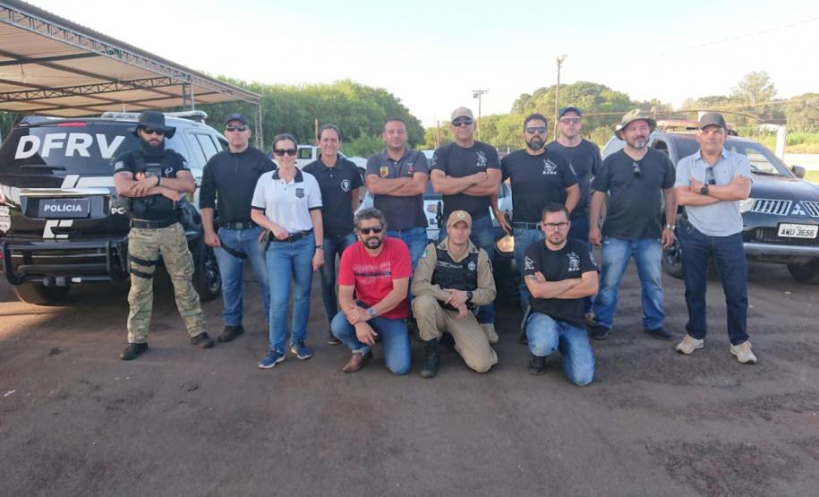 direção defensiva Subdivisão policial de Campo Mourão recebe curso de identificação veicular, direção e escolta